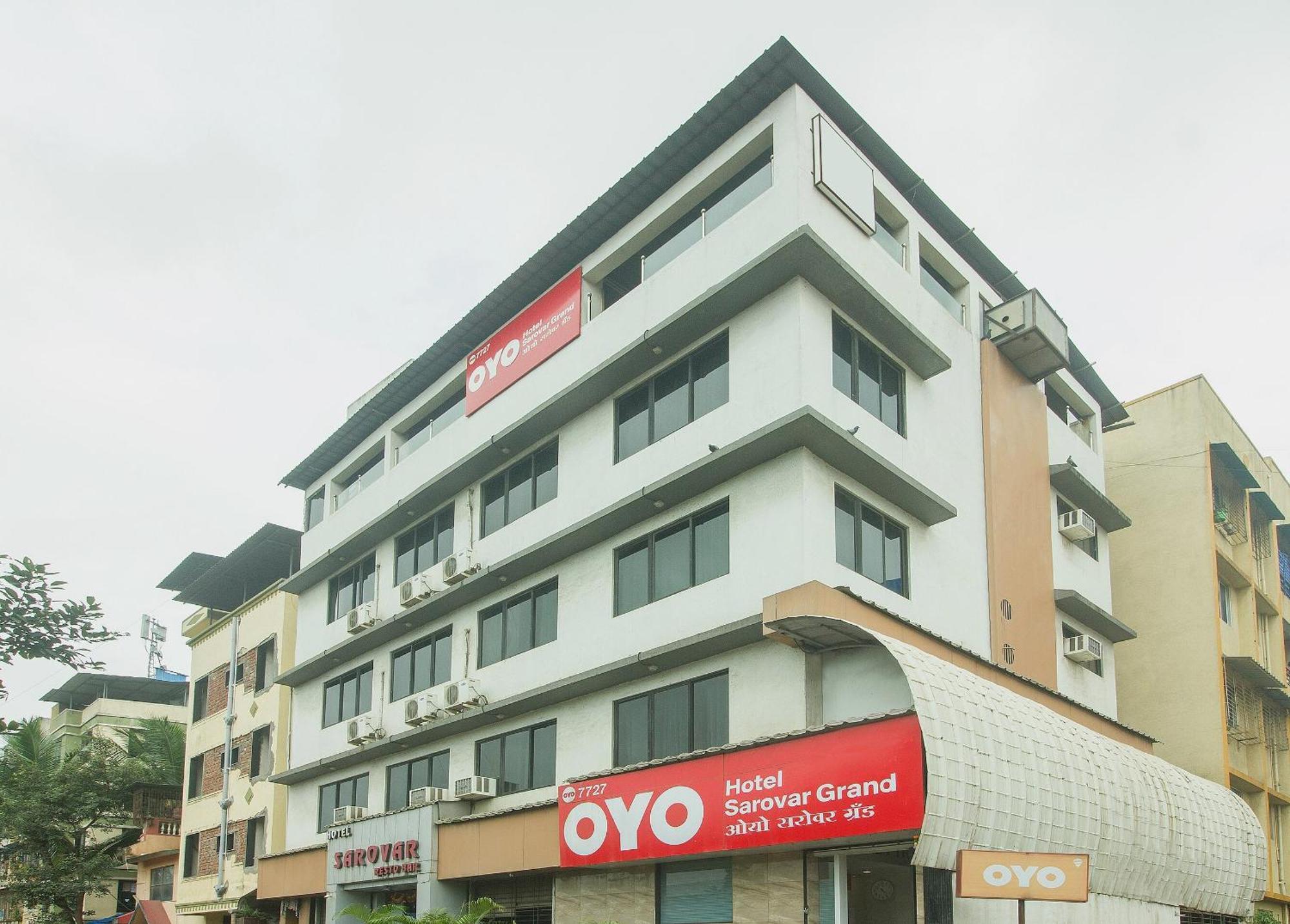 Oyo Hotel Sarovar Grand Kalamboli Exterior photo
